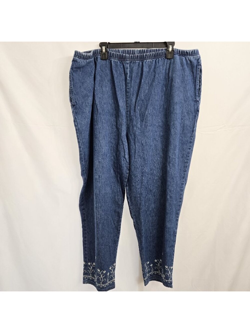 Denim & Co Women Elastic Waist Comfort Pull On Stretch Jean 2XL Blue Embroidered